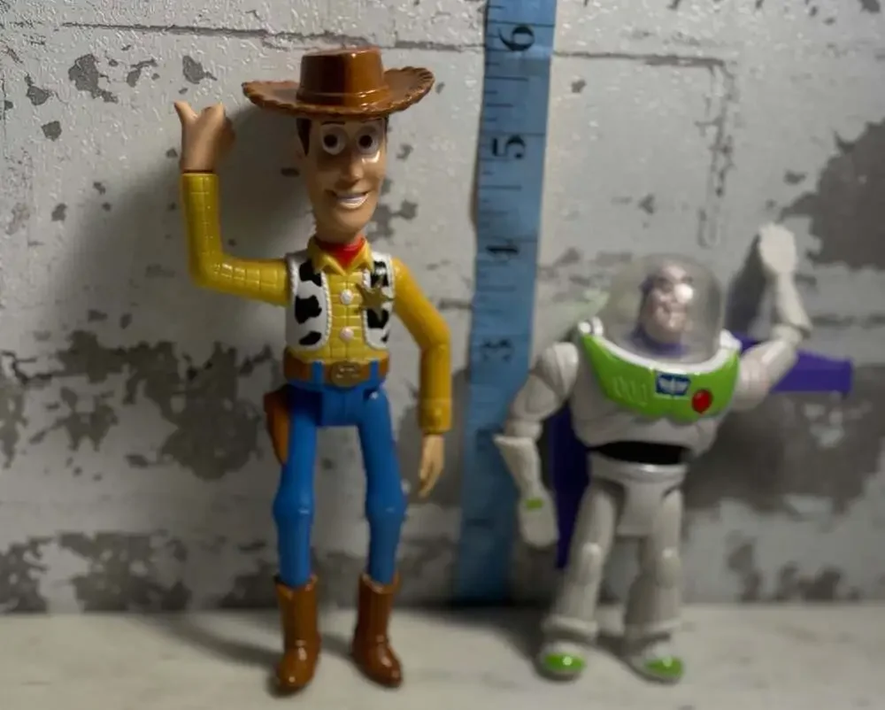 VTG 1995 Disney Toy Story Woody and Buzz Lightyear Action Figures Set
